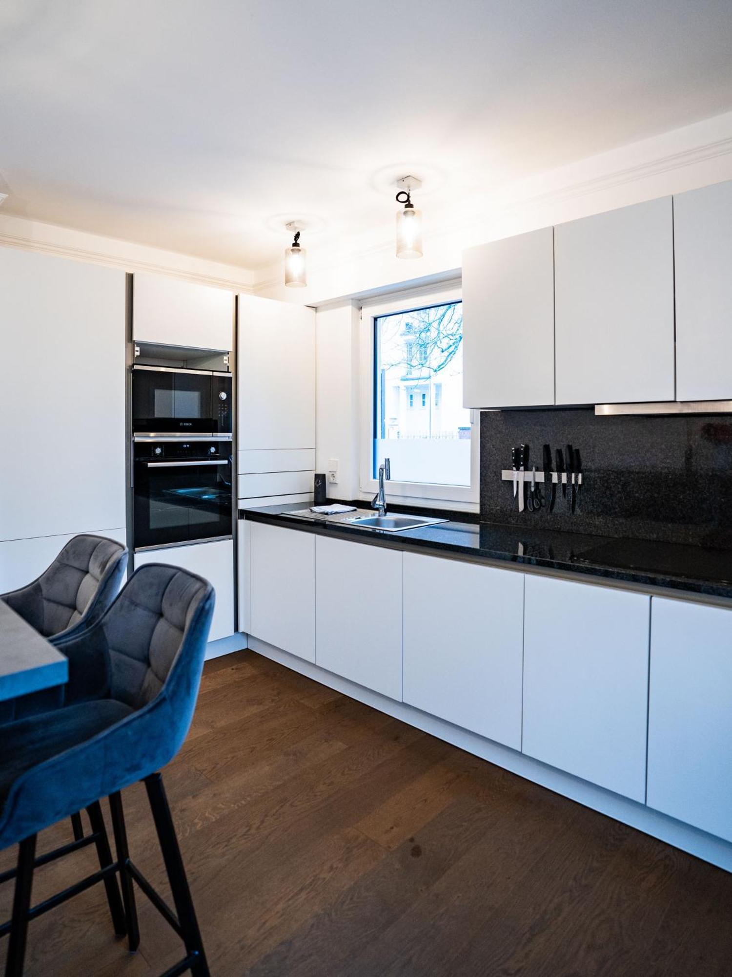 Whirlpool - Zentral - Designloft Mit Xxl Terrasse Wiesbaden Exterior foto