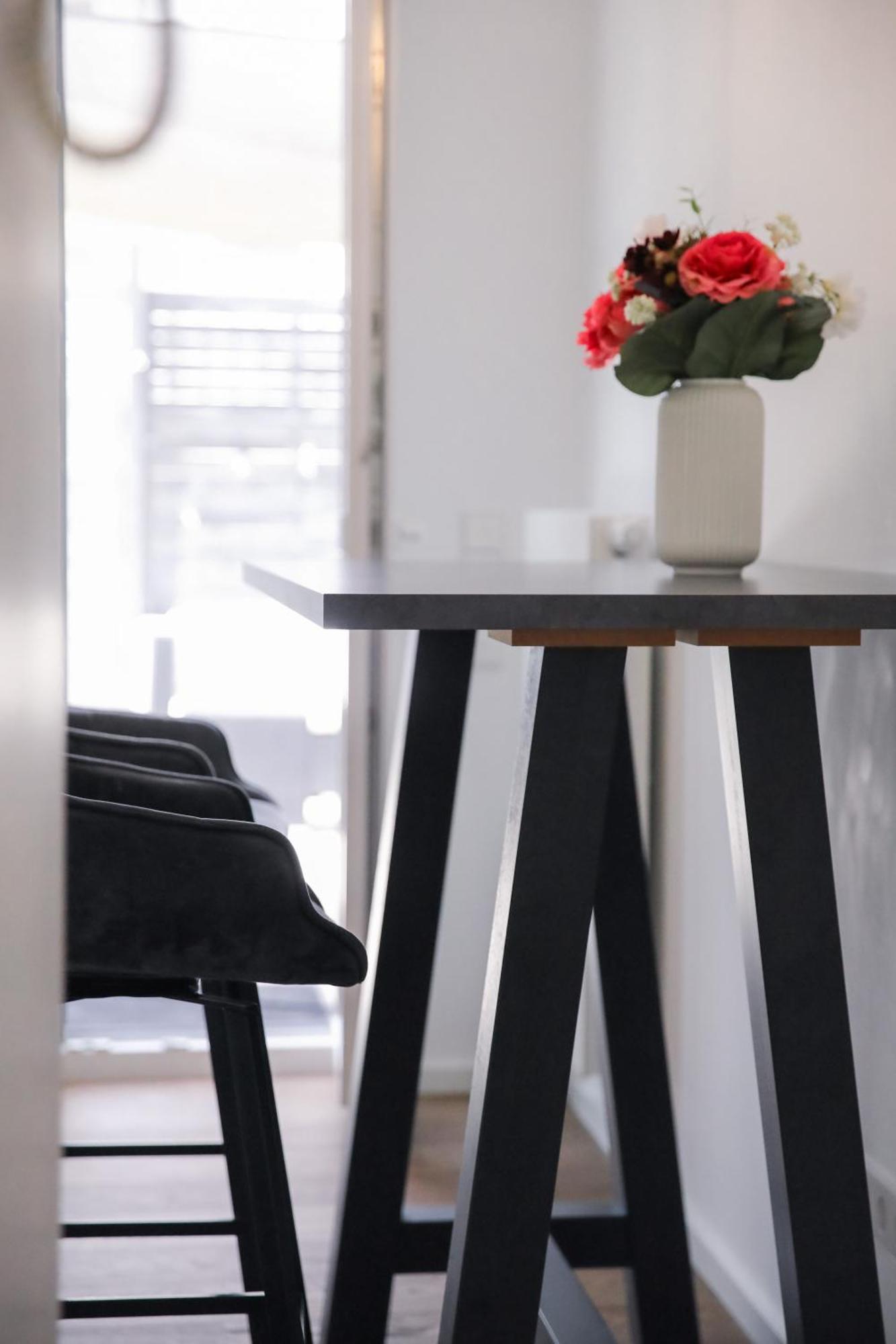 Whirlpool - Zentral - Designloft Mit Xxl Terrasse Wiesbaden Exterior foto
