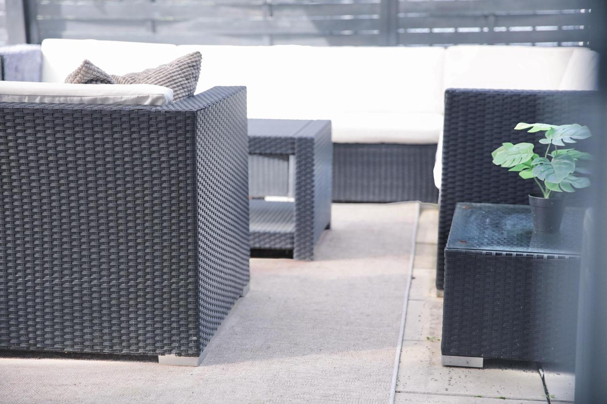 Whirlpool - Zentral - Designloft Mit Xxl Terrasse Wiesbaden Exterior foto